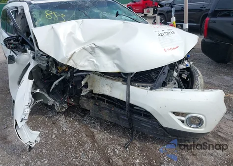 2015 Nissan Pathfinder Platinum z USA, uszkodzony, nr VIN 5N1AR2MN5FC711062